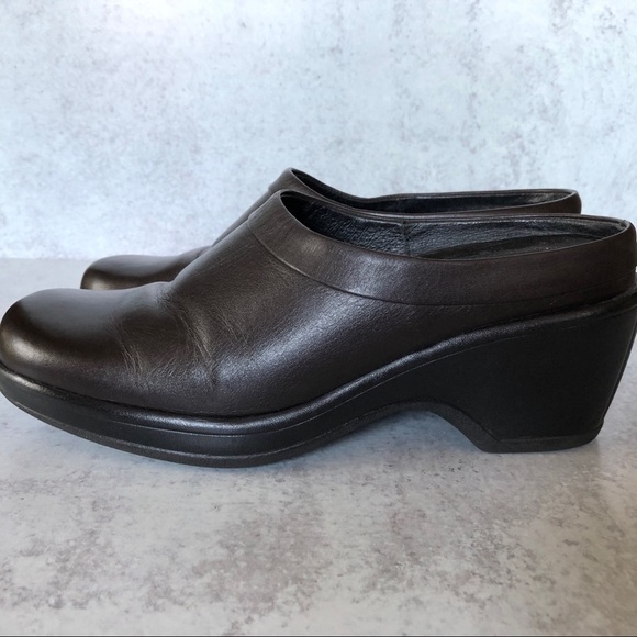 Dansko Dark Brown Leather Wedge Heel Mule - Picture 4 of 12